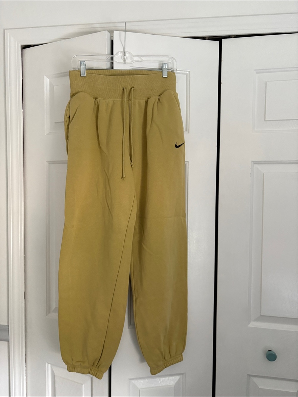 Nike Mustard Yellow Men's Jogger Sweatpants
